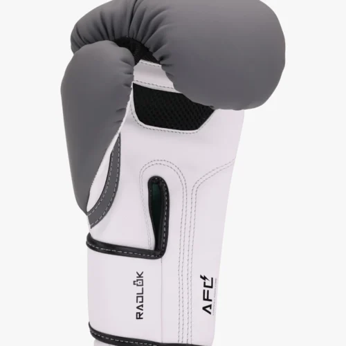 Century Brave Women's Boxing Gloves 11 Century Brave Women's Boxing Gloves -Century Sport Shop 1474016P 165 3